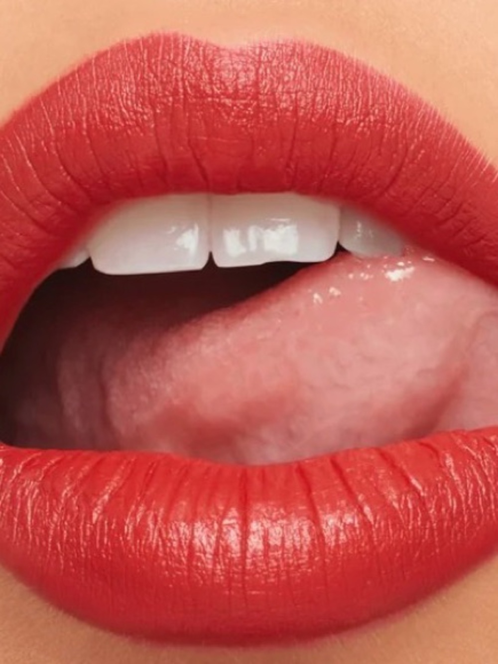 M·A·CXIMAL SILKY MATTE LIPSTICK